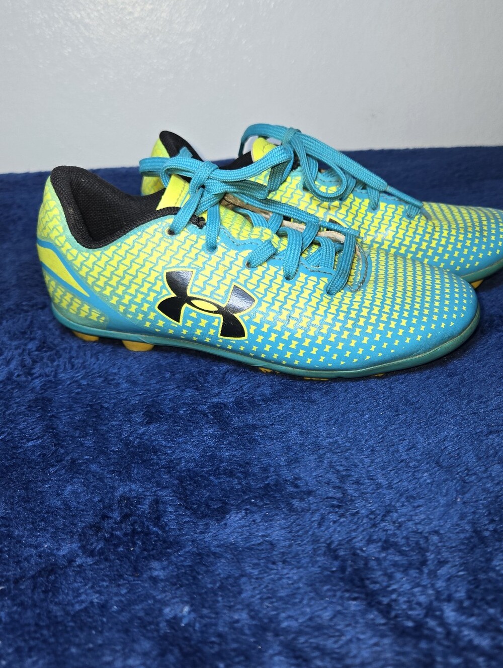 Under Armour Corespeed Force FG Youth Soccer Cleats  Bright Yellow Blue USA 12K